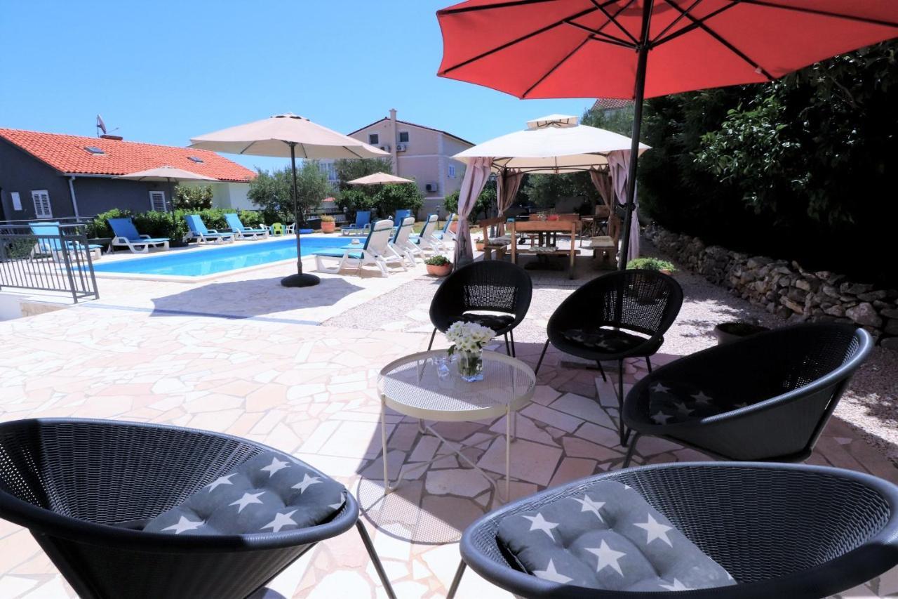Villa Mendula Trogir - Luxury Villa By The Beach - Heated Pool - Organic Garden Kültér fotó